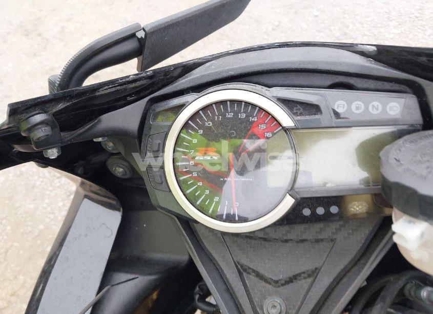 Photo 7 of 2011 Suzuki Gsx750 (VIN JS1GR7MA5B2104808)