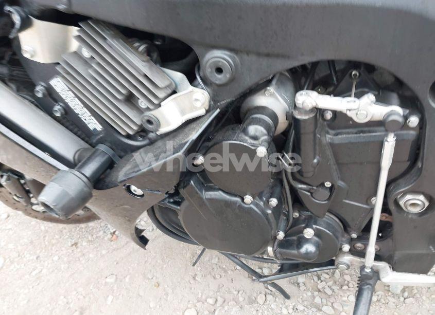 Photo 9 of 2011 Suzuki Gsx750 (VIN JS1GR7MA5B2104808)