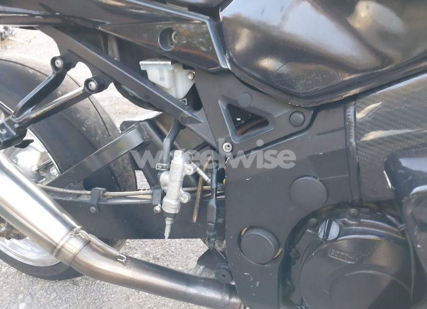 2004 Suzuki Gsx-r1000 N/A (VIN JS1GT75AX42101051) main photo