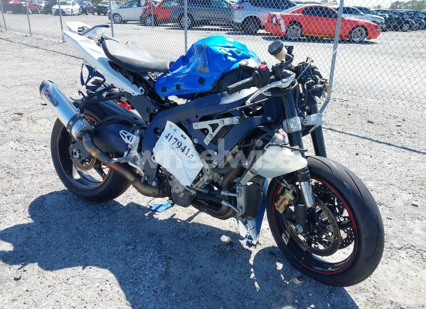 2013 Suzuki Gsx-r1000 (VIN JS1GT78A4D2102756) main photo