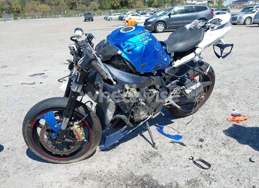 Photo 2 of 2013 Suzuki Gsx-r1000 (VIN JS1GT78A4D2102756)