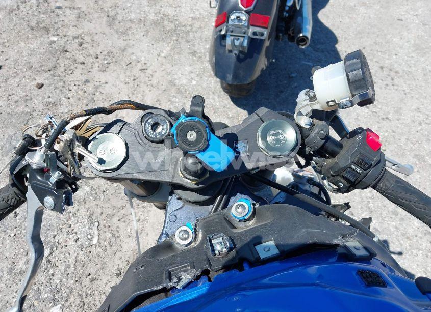 Photo 7 of 2013 Suzuki Gsx-r1000 (VIN JS1GT78A4D2102756)