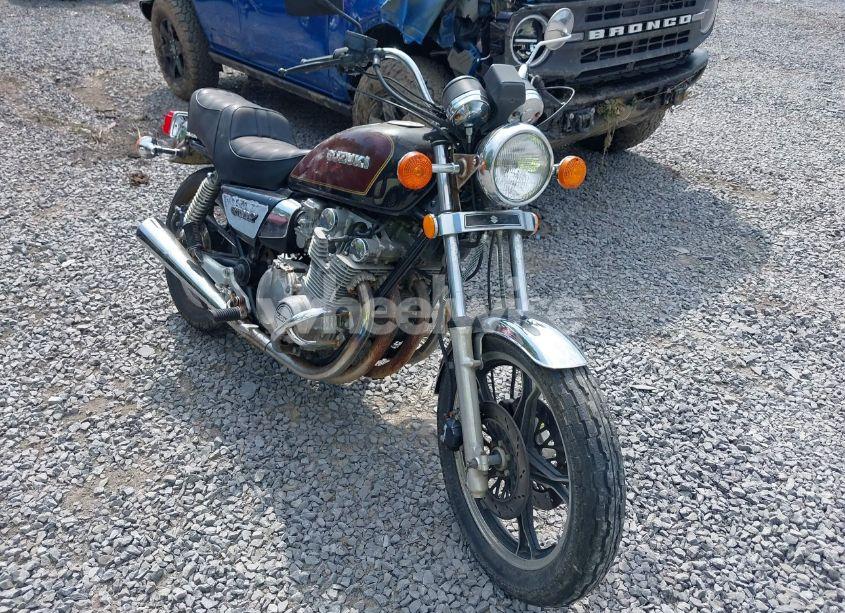 1982 Suzuki Gs1100 GL (VIN JS1GU71L0C2100302) main photo