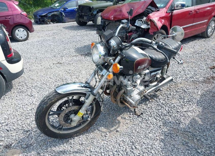 Photo 2 of 1982 Suzuki Gs1100 GL (VIN JS1GU71L0C2100302)