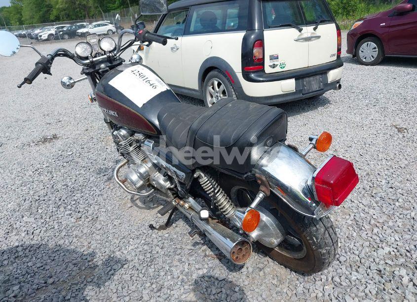 Photo 3 of 1982 Suzuki Gs1100 GL (VIN JS1GU71L0C2100302)