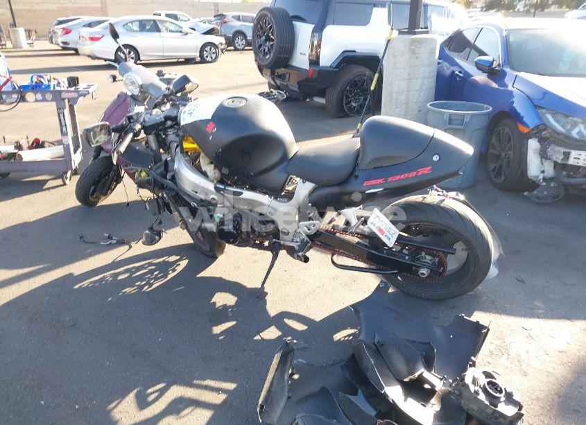 Photo 13 of 2001 Suzuki Gsx1300 R (VIN JS1GW71A212105281)