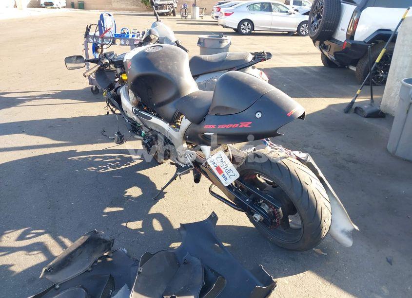 Photo 3 of 2001 Suzuki Gsx1300 R (VIN JS1GW71A212105281)