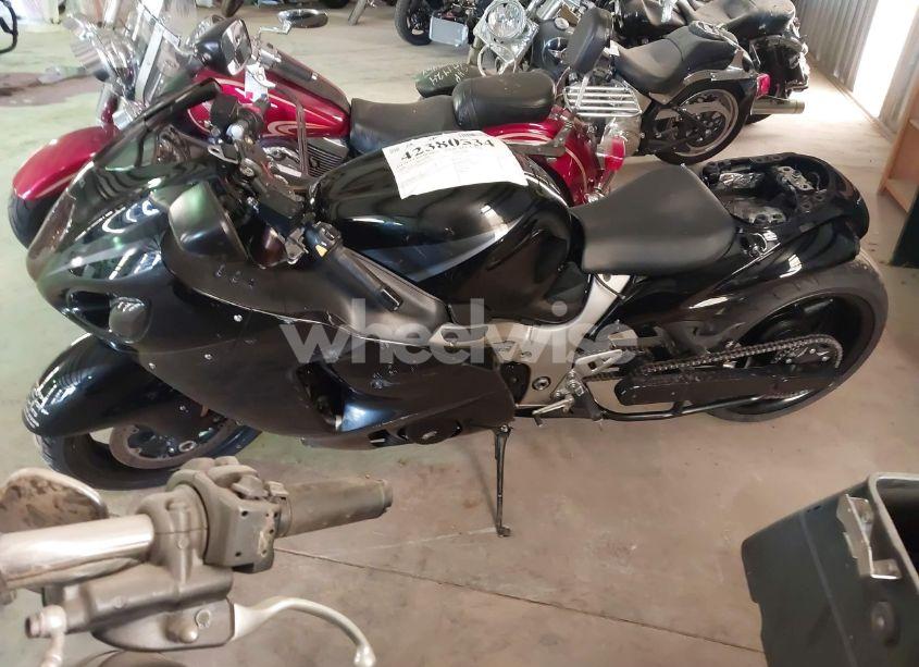 Photo 12 of 2006 Suzuki Gsx1300 R (VIN JS1GW71AX62105519)