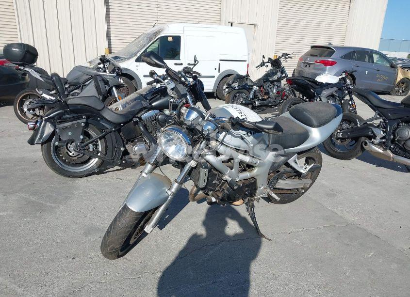Photo 2 of 2000 Suzuki Sv650 N/A (VIN JS1VP52A9Y2103769)