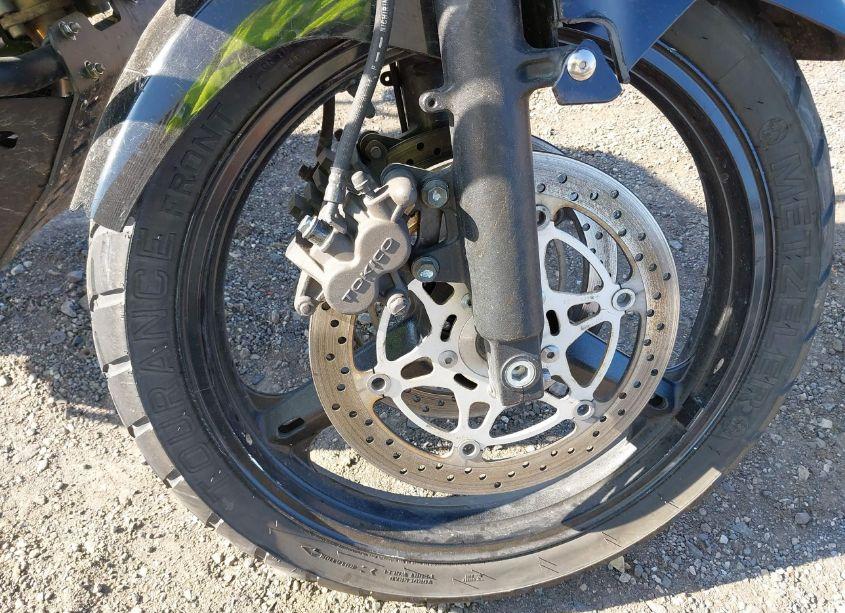 Photo 2 of 2004 Suzuki Dl650 K (VIN JS1VP54A742100778)