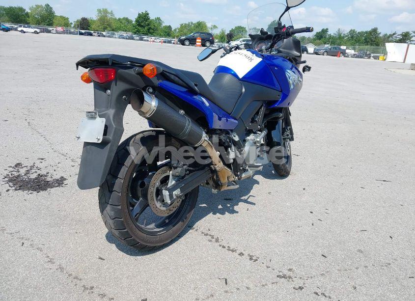 Photo 3 of 2005 Suzuki Dl650 K (VIN JS1VP54A852102329)