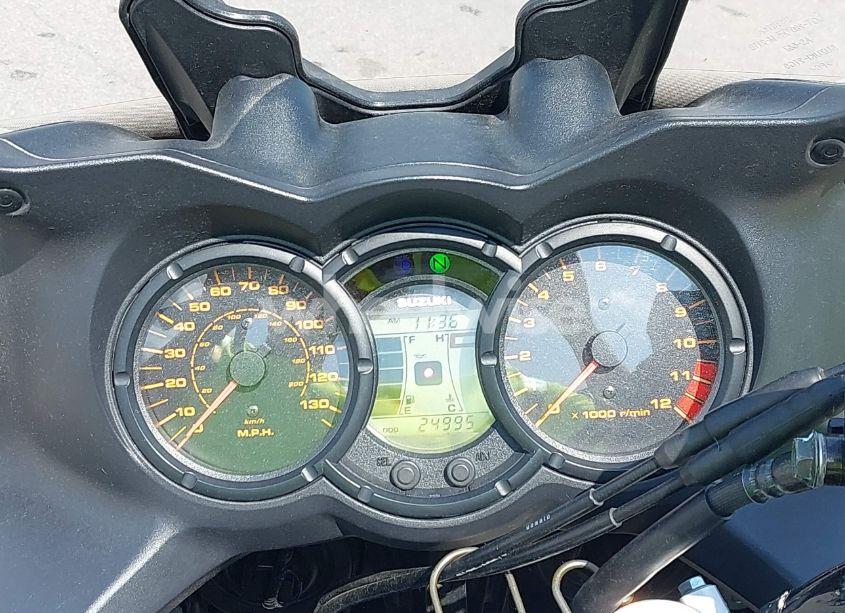 Photo 7 of 2005 Suzuki Dl650 K (VIN JS1VP54A852102329)