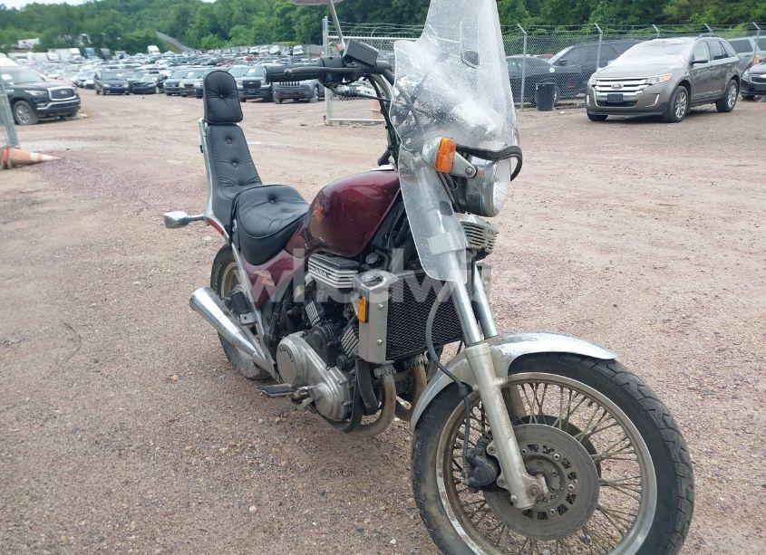 1985 Suzuki Gv700 (VIN JS1VP71L3F2104170) main photo