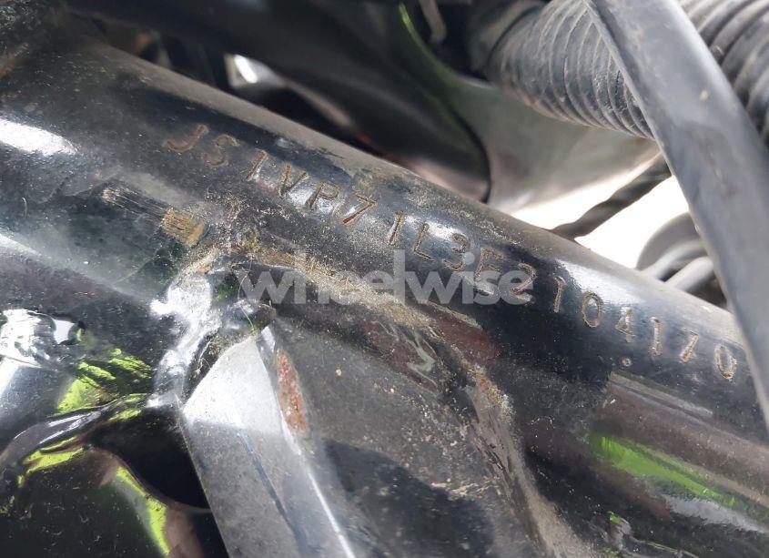 Photo 10 of 1985 Suzuki Gv700 (VIN JS1VP71L3F2104170)