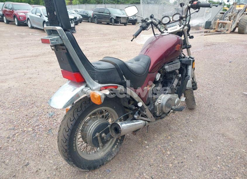 Photo 4 of 1985 Suzuki Gv700 (VIN JS1VP71L3F2104170)