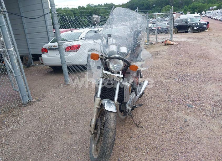 Photo 5 of 1985 Suzuki Gv700 (VIN JS1VP71L3F2104170)