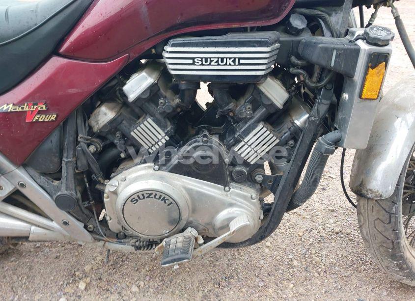 Photo 8 of 1985 Suzuki Gv700 (VIN JS1VP71L3F2104170)