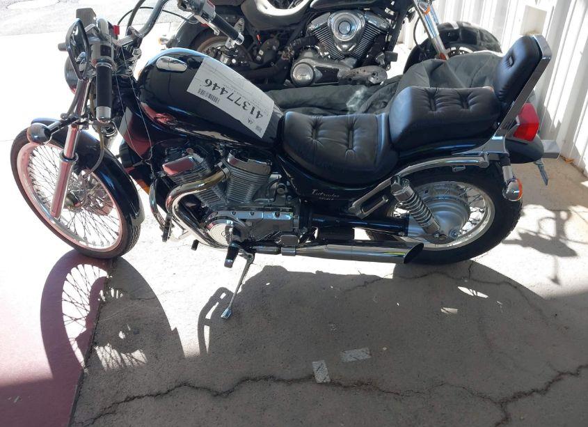 1994 Suzuki Vs800 GLP (VIN JS1VS52A9R2104727) main photo