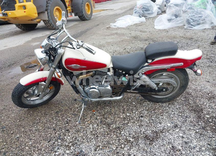 Photo 13 of 1998 Suzuki Vz800 (VIN JS1VS53A1W2103890)