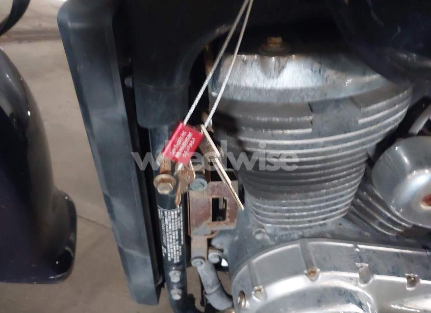 Photo 11 of 2001 Suzuki Vl800 (VIN JS1VS54A112103427)