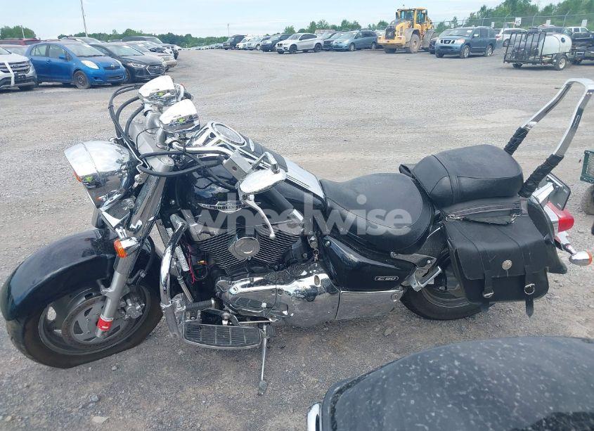 Photo 13 of 2005 Suzuki C90 (VIN JS1VY52A052107735)