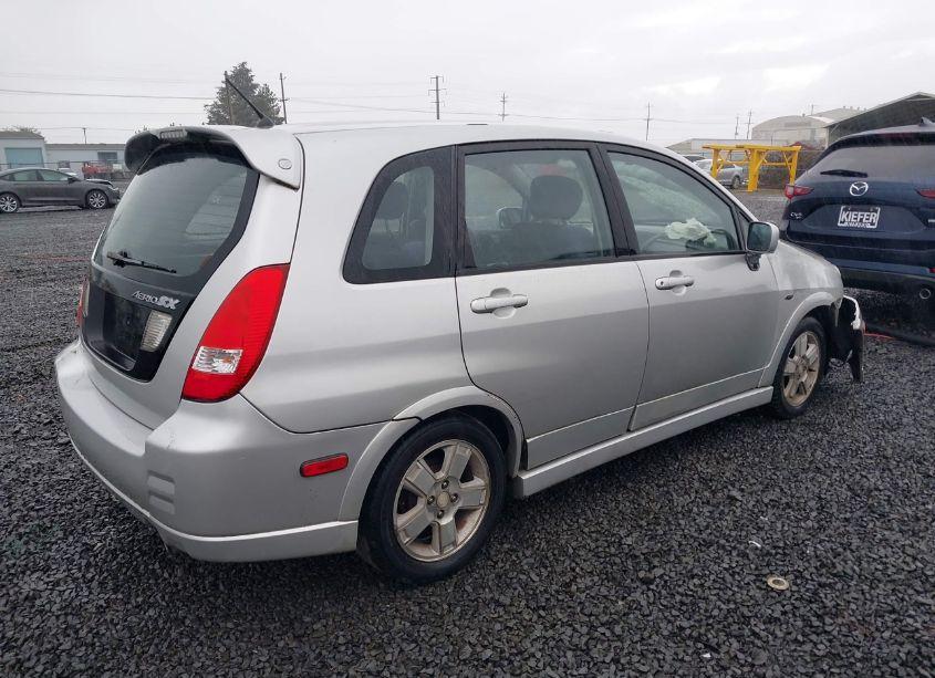 2002 Suzuki Aerio SX (VIN JS2RC41H625102697) main photo