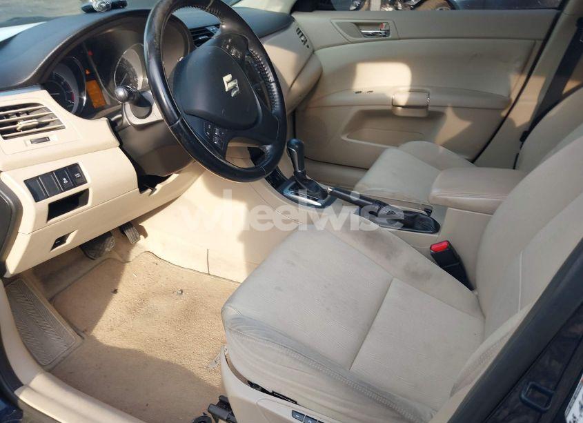 2012 Suzuki Kizashi SE (VIN JS2RF9A38C6101541) main photo