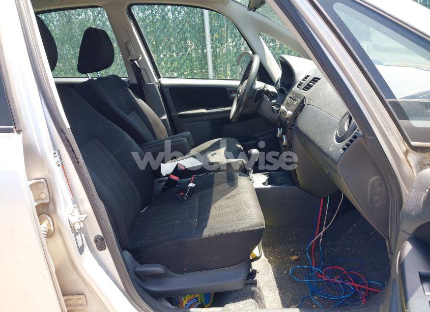 Photo 5 of 2010 Suzuki Sx4 (VIN JS2YA5A95A6310045)