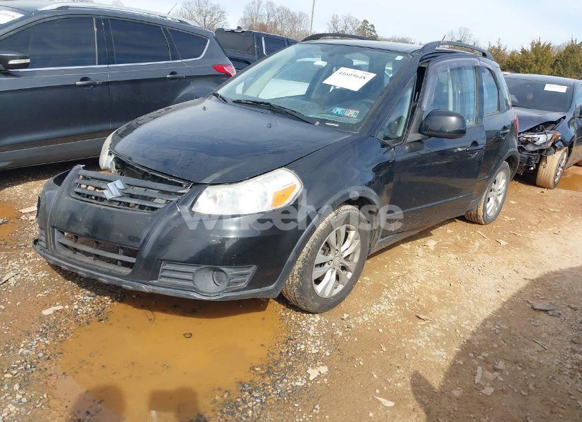 Photo 2 of 2013 Suzuki Sx4 PREMIUM (VIN JS2YB5A35D6100607)