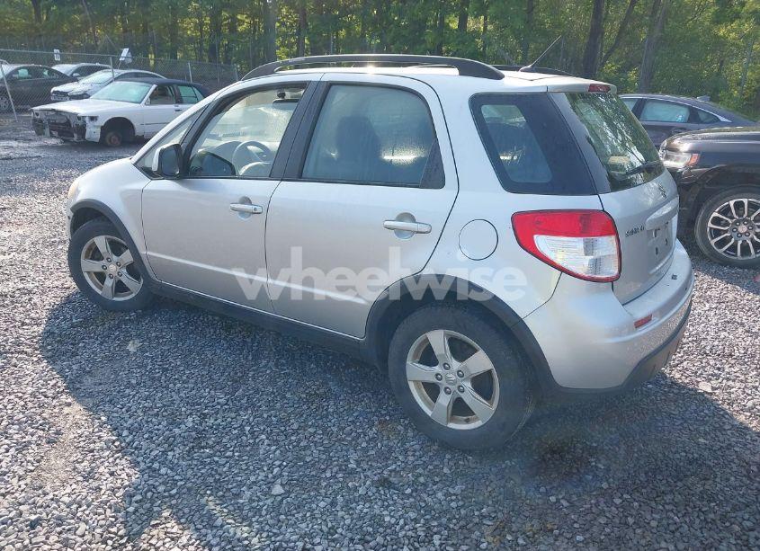 Photo 3 of 2012 Suzuki Sx4 PREMIUM/TECH VALU PKG (NAV) (VIN JS2YB5A3XC6300736)