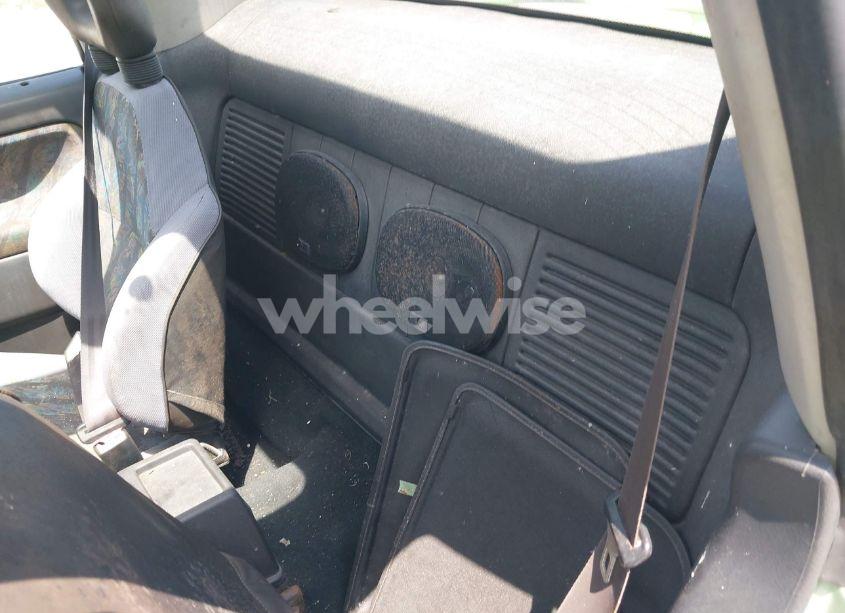 Photo 8 of 1996 Suzuki X90 JLX (VIN JS3LB11S8T4100553)