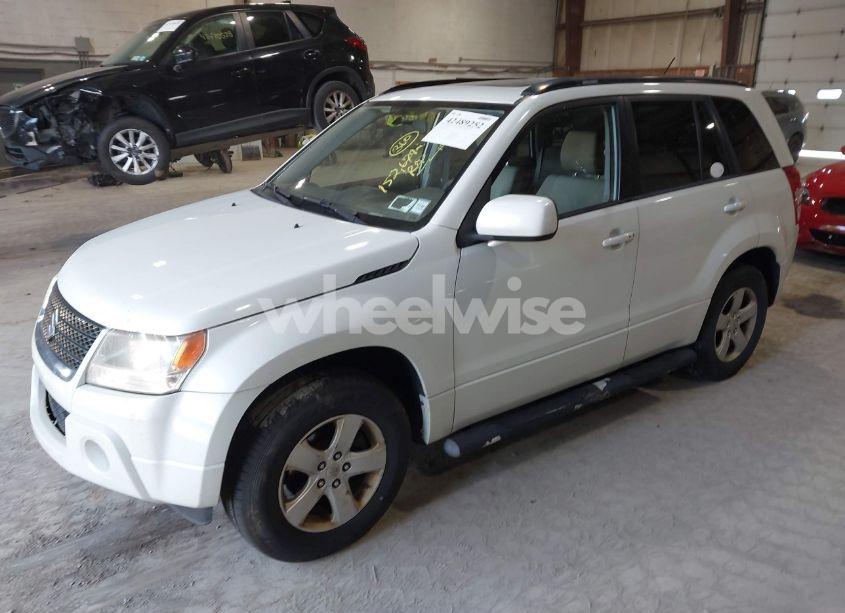 Photo 2 of 2009 Suzuki Grand VITARA XSPORT (VIN JS3TD044294100168)