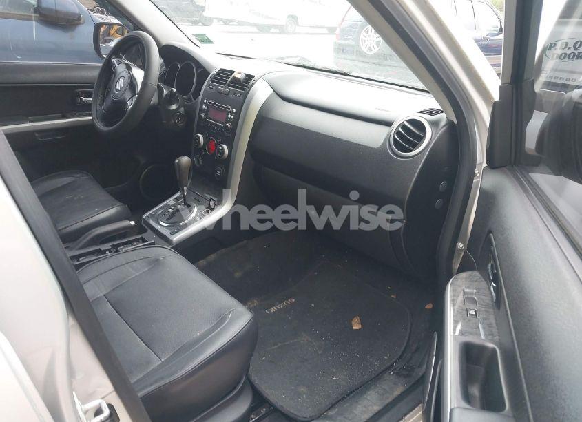 Photo 5 of 2009 Suzuki Grand VITARA LUXURY (VIN JS3TD047094100311)