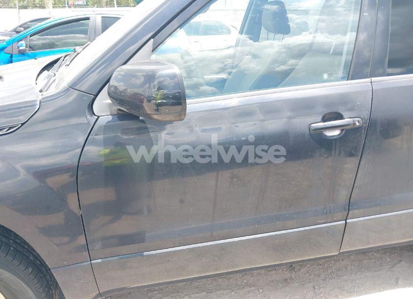 Photo 15 of 2009 Suzuki Grand VITARA (VIN JS3TE042894100428)