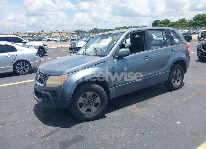 Photo 2 of 2007 Suzuki Grand VITARA (VIN JS3TE941774201839)