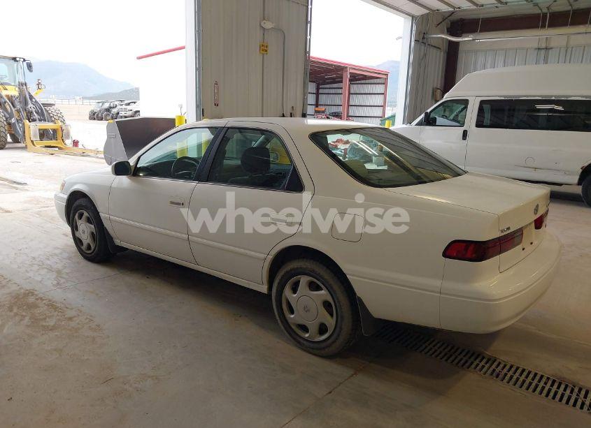 Photo 3 of 1998 Toyota Camry LE V6 (VIN JT2BF22K2W0103214)