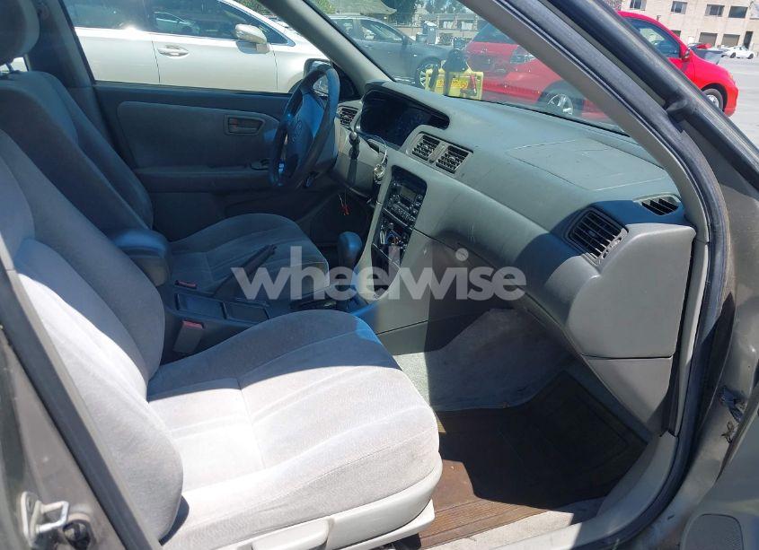 Photo 5 of 1999 Toyota Camry LE V6 (VIN JT2BF22K3X0199453)