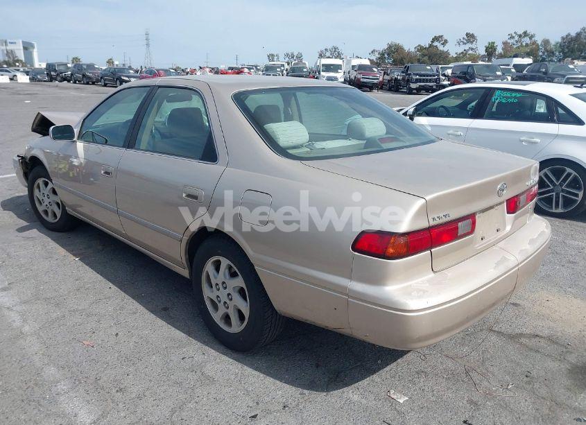 Photo 3 of 1999 Toyota Camry LE V6 (VIN JT2BF22KXX0180754)