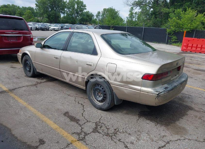 Photo 3 of 1998 Toyota Camry LE V6 (VIN JT2BF28K0W0101016)