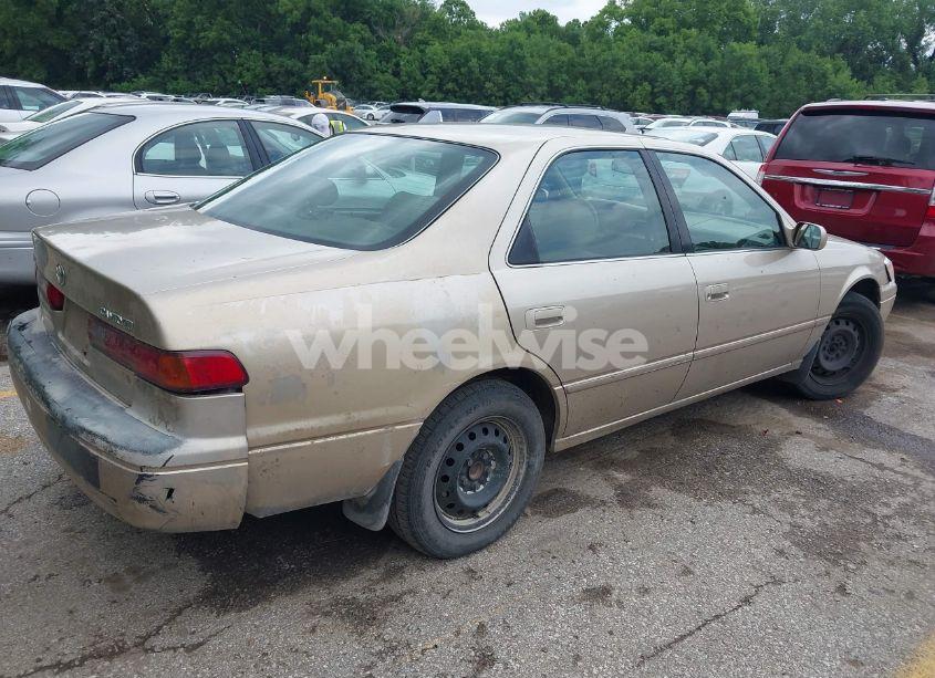 Photo 4 of 1998 Toyota Camry LE V6 (VIN JT2BF28K0W0101016)