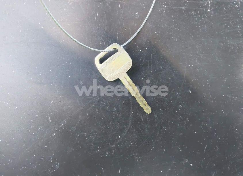 Photo 11 of 2000 Toyota Camry LE V6/XLE V6 (VIN JT2BF28K4Y0237863)