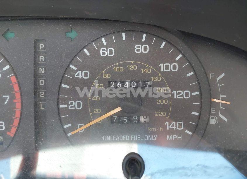 Photo 15 of 1996 Toyota Camry DX/LE/XLE (VIN JT2BG12K0T0347950)