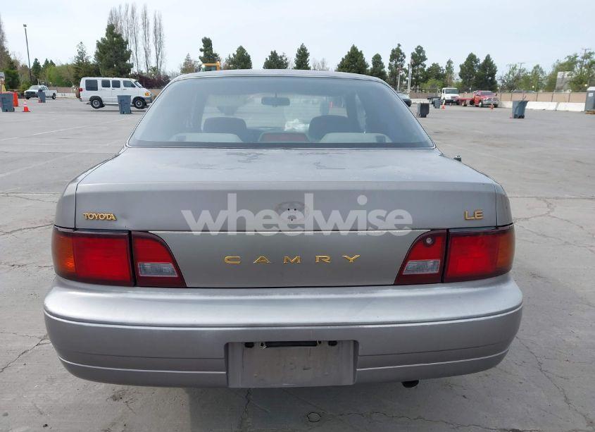 Photo 16 of 1996 Toyota Camry DX/LE/XLE (VIN JT2BG12K1T0411493)
