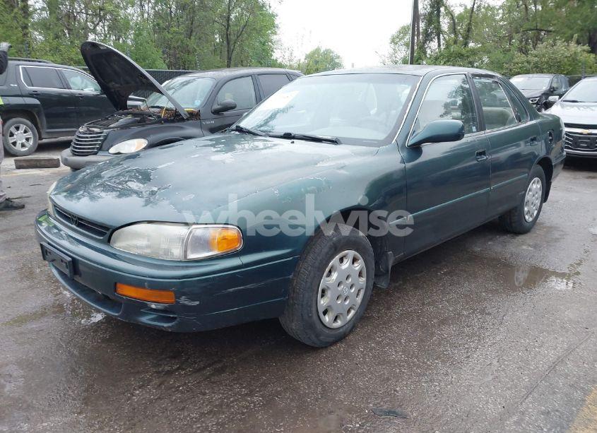 Photo 2 of 1996 Toyota Camry DX/LE/XLE (VIN JT2BG12K5T0346311)