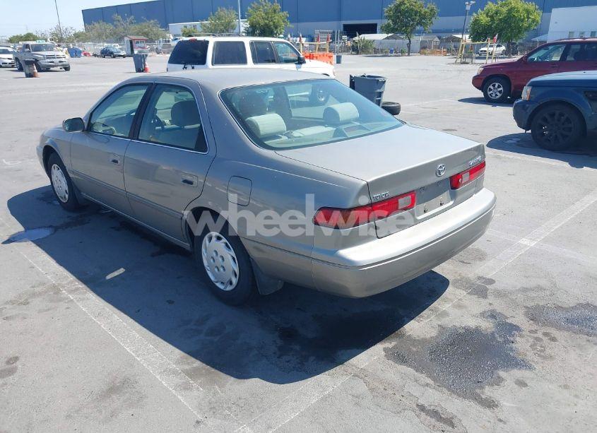 Photo 3 of 1998 Toyota Camry LE (VIN JT2BG22K1W0259516)