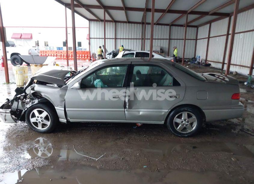 Photo 14 of 2001 Toyota Camry LE (VIN JT2BG22K410544168)