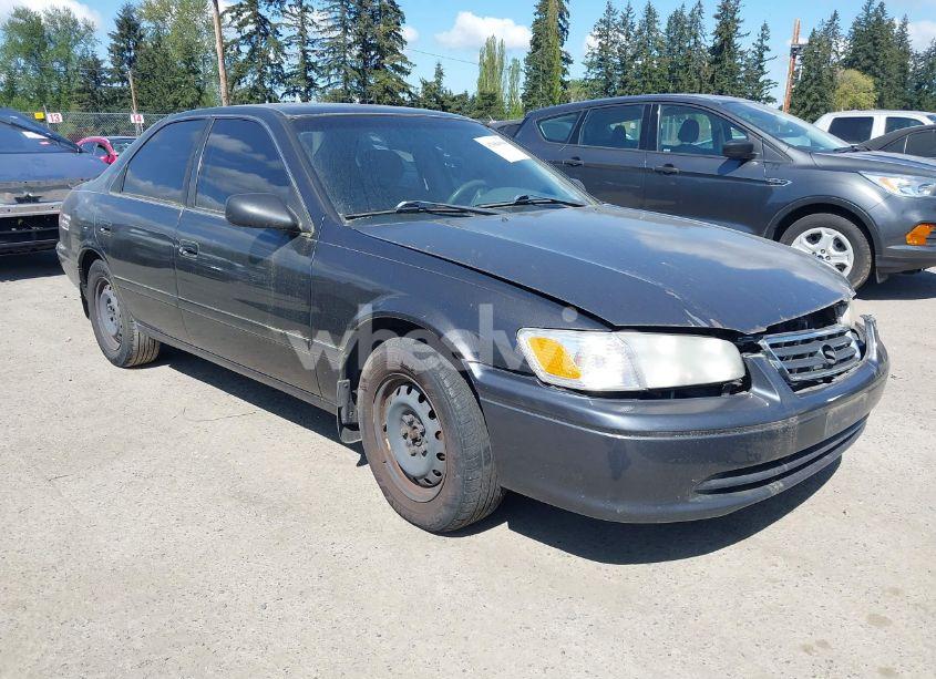 2001 Toyota Camry LE (VIN JT2BG22K410566882) main photo