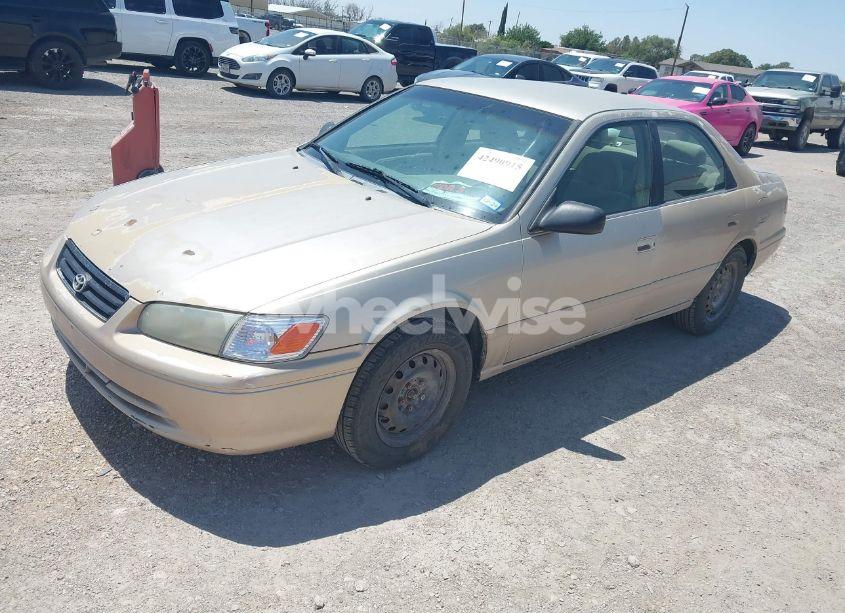 Photo 2 of 2001 Toyota Camry LE (VIN JT2BG22K410572276)