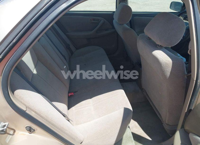 Photo 8 of 2001 Toyota Camry LE (VIN JT2BG22K410572276)