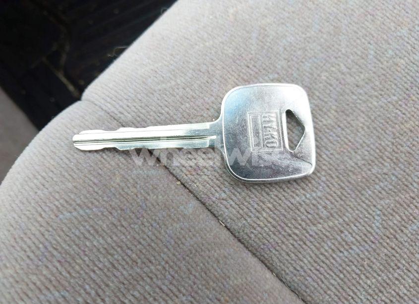 Photo 11 of 1999 Toyota Camry LE (VIN JT2BG22K4X0371132)